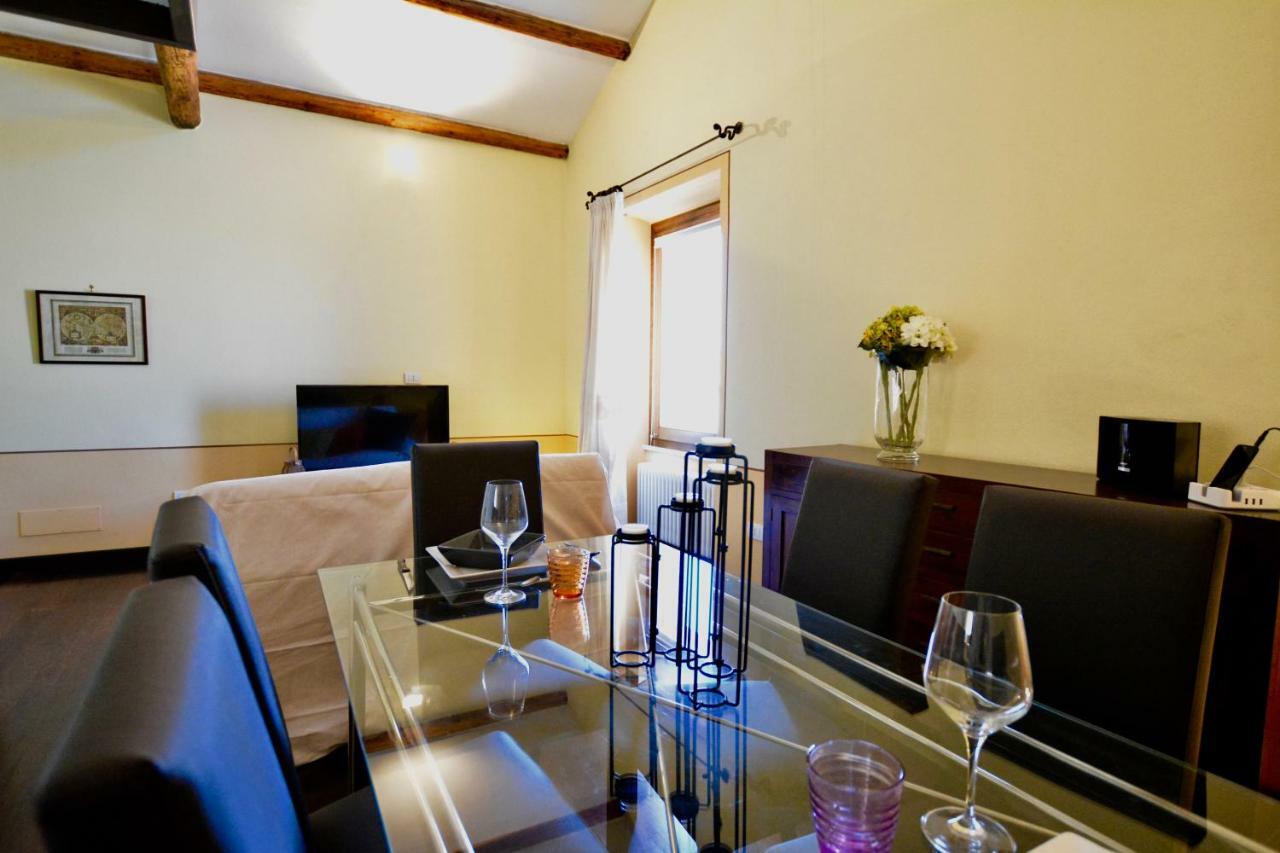 Romantic Suite Canelles Cagliari Exterior foto